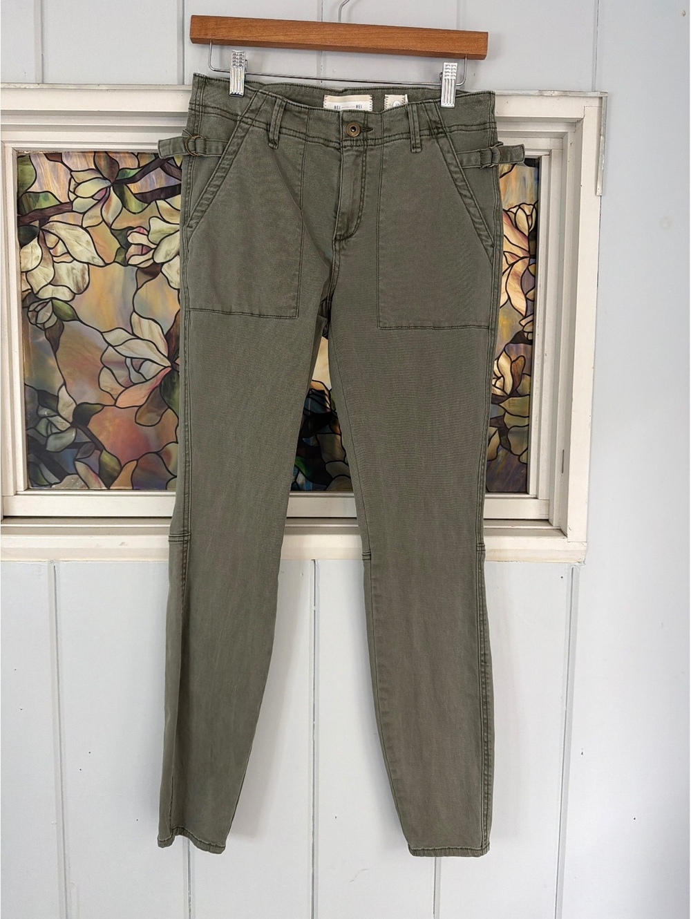 Hei Hei Women's Olive Green Cargo Style Pants Size 27